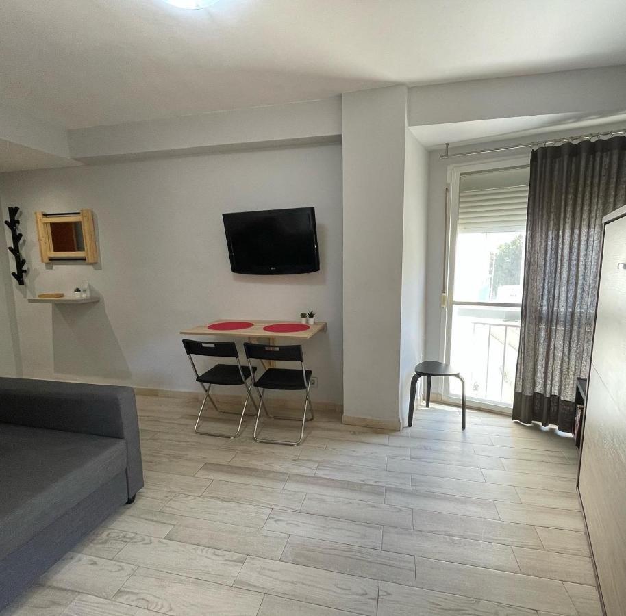 טורמולינוס Apartamentos Elysium מראה חיצוני תמונה