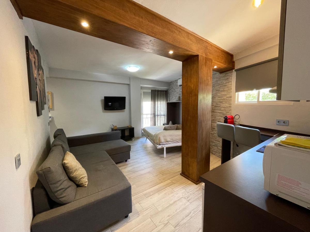טורמולינוס Apartamentos Elysium מראה חיצוני תמונה