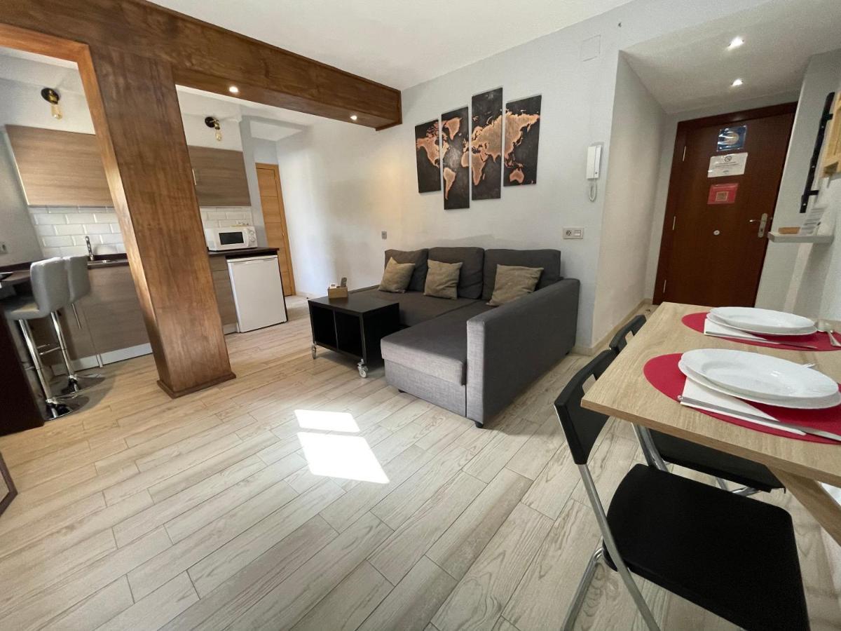 טורמולינוס Apartamentos Elysium מראה חיצוני תמונה